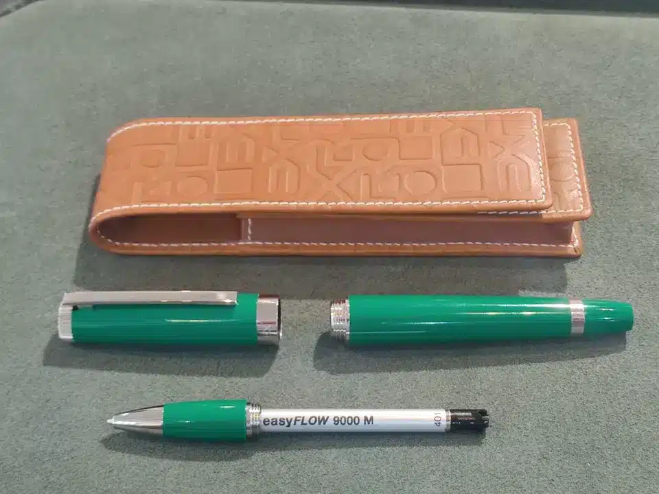 Set Rolex Green Rolleball pen + Leather Pouch - Image 5