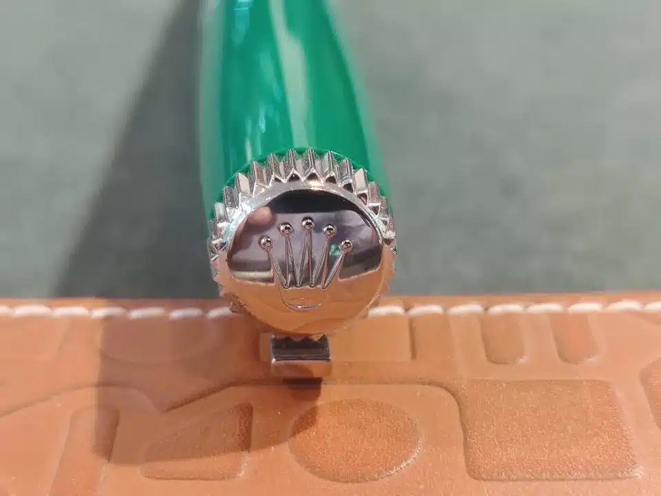 Set Rolex Green Rolleball pen + Leather Pouch - Image 4